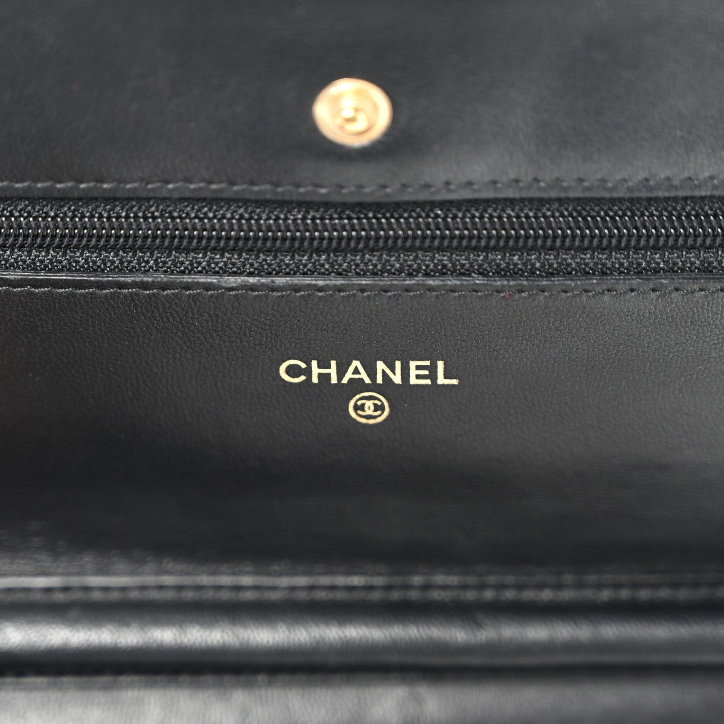 Lambskin Quilted Wallet On Chain WOC Black
