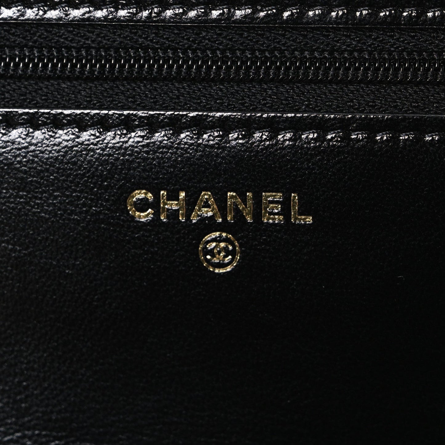 Shiny Lambskin Quilted CC Bow Wallet on Chain WOC Black