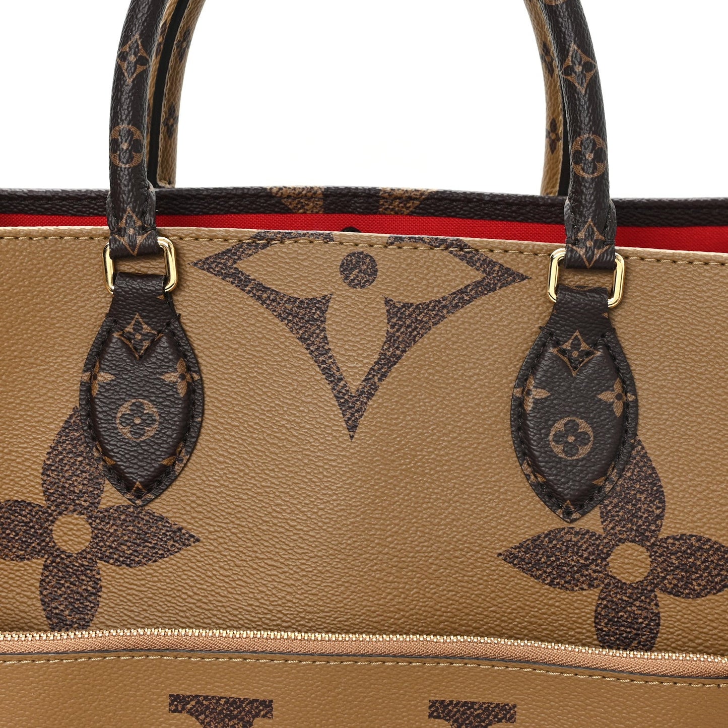 Reverse Monogram Giant Onthego Voyage