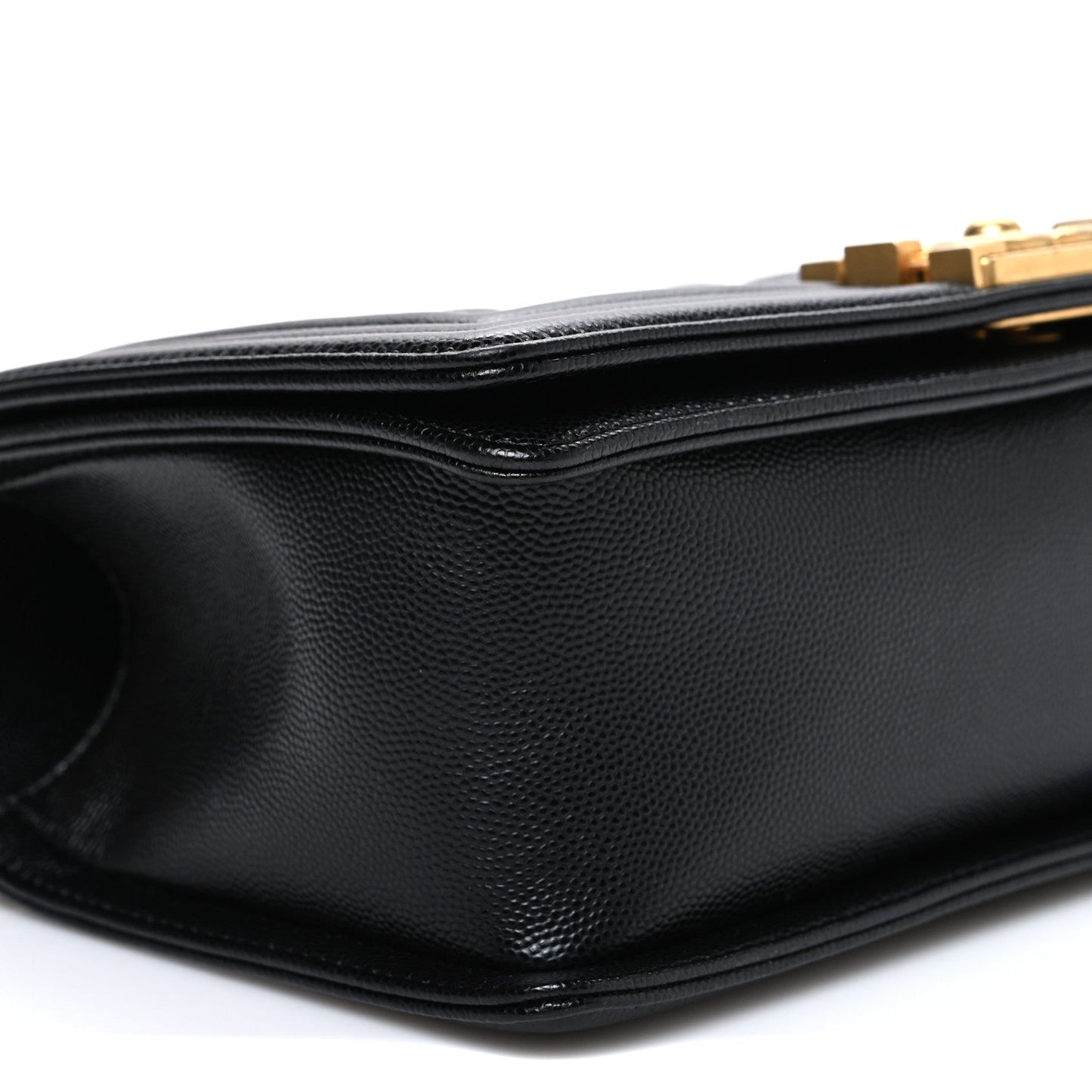 Caviar Quilted Medium Boy Flap Black