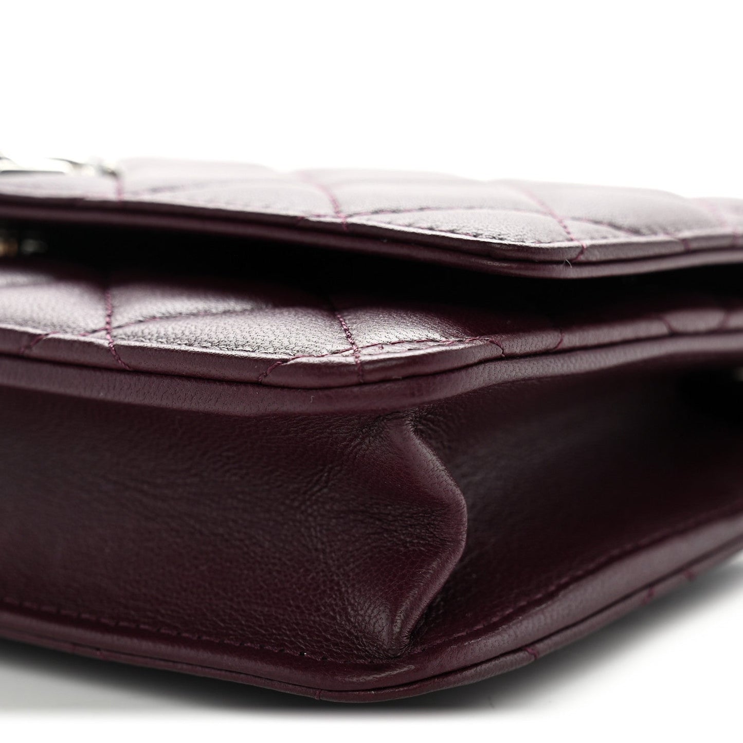 Lambskin Quilted Enamel CC Wallet On Chain WOC Burgundy