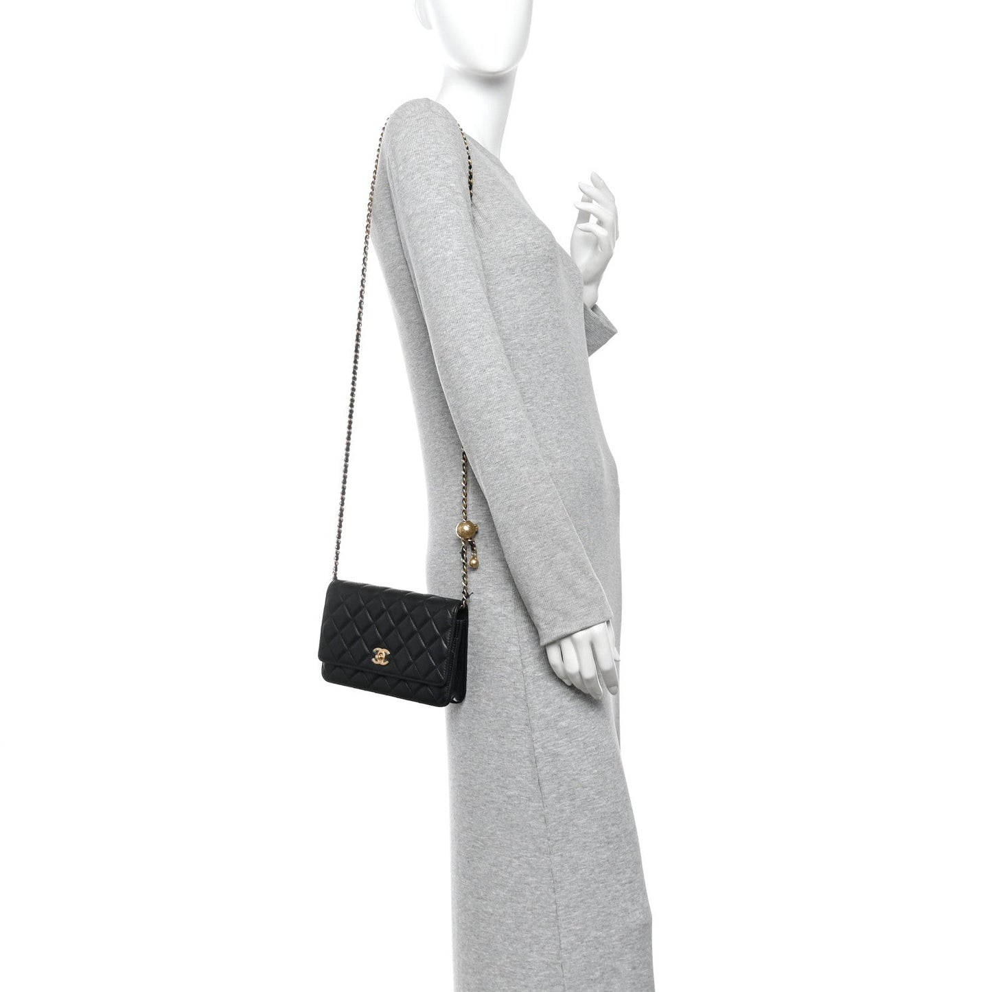 Lambskin Quilted CC Pearl Crush Wallet on Chain WOC Black