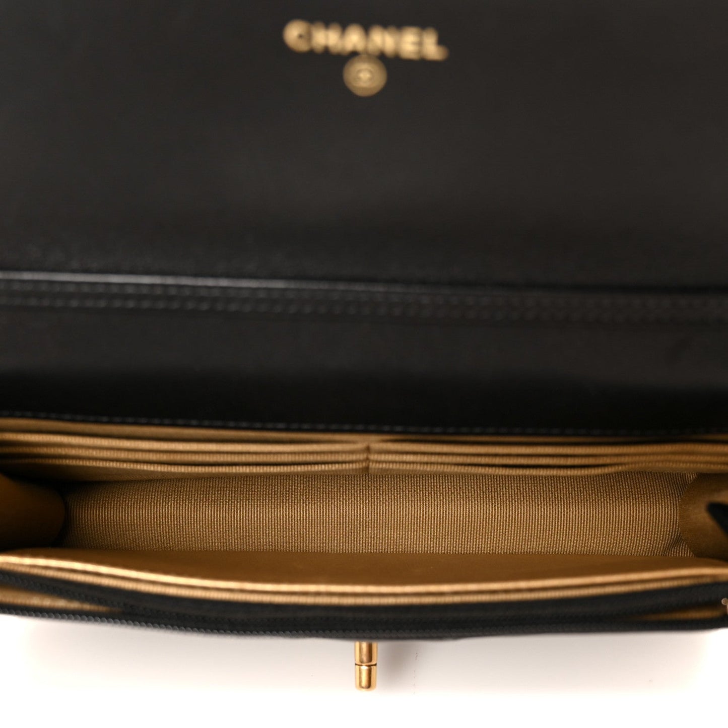 Lambskin Quilted CC Pearl Crush Wallet on Chain WOC Black