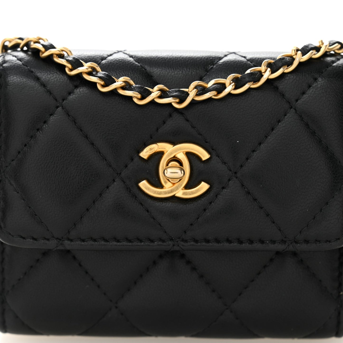 Lambskin Quilted Pearl Crush Card Holder With Chain Black