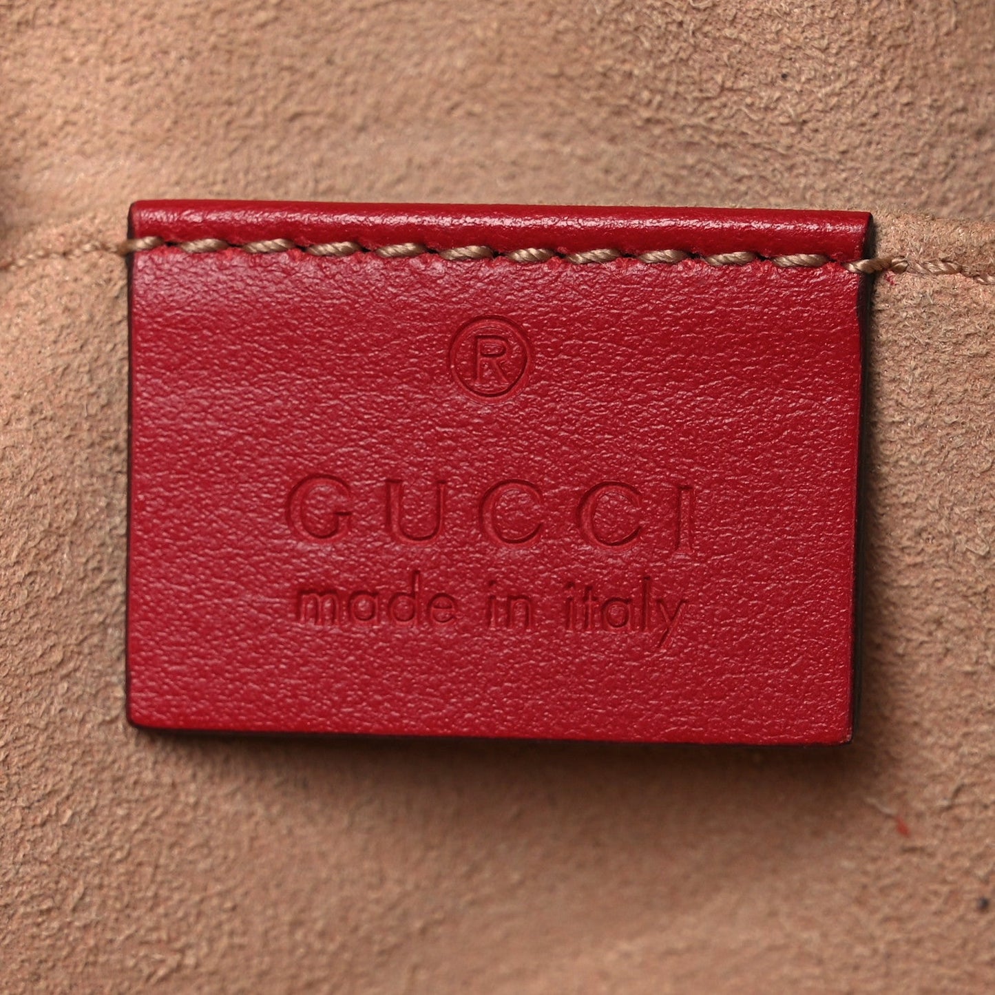 Calfskin Matelasse Small GG Marmont Chain Shoulder Bag Hibiscus Red