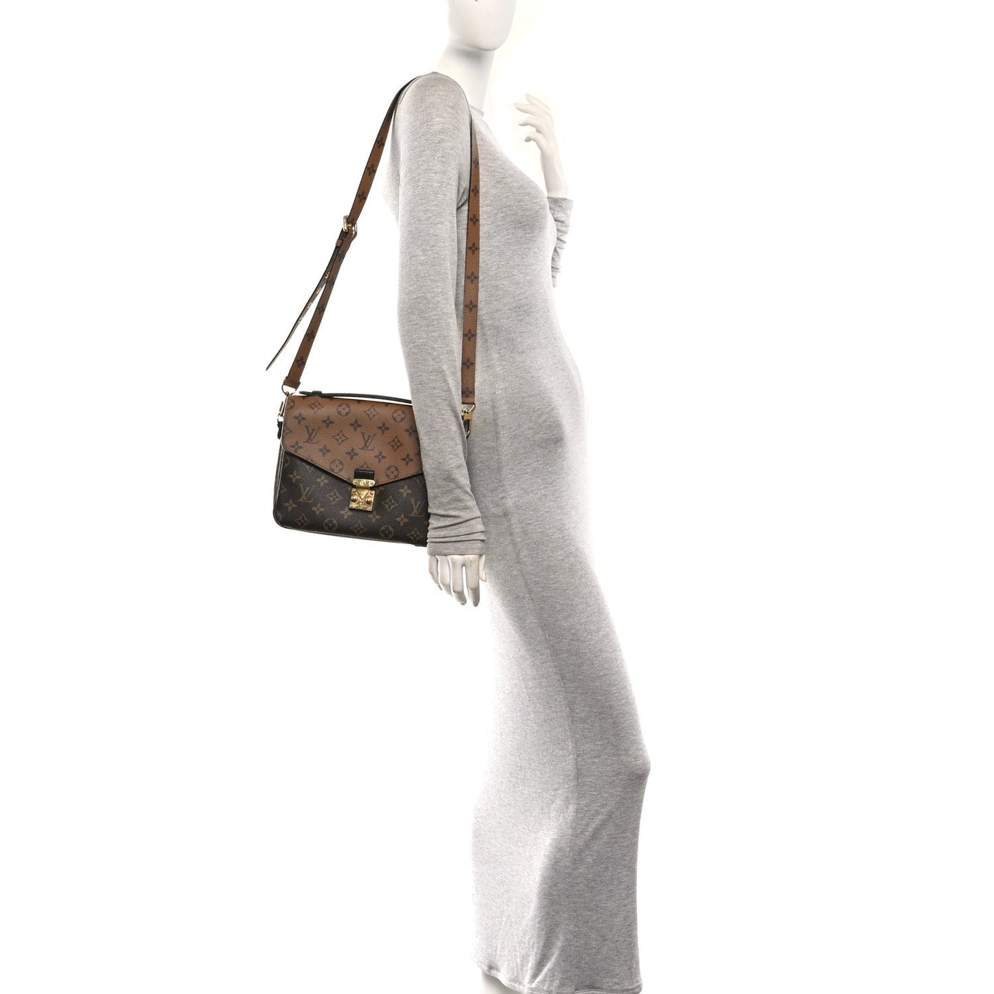 Reverse Monogram Pochette Metis