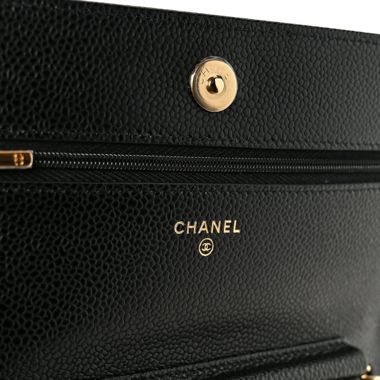 Caviar Quilted Wallet on Chain WOC Black