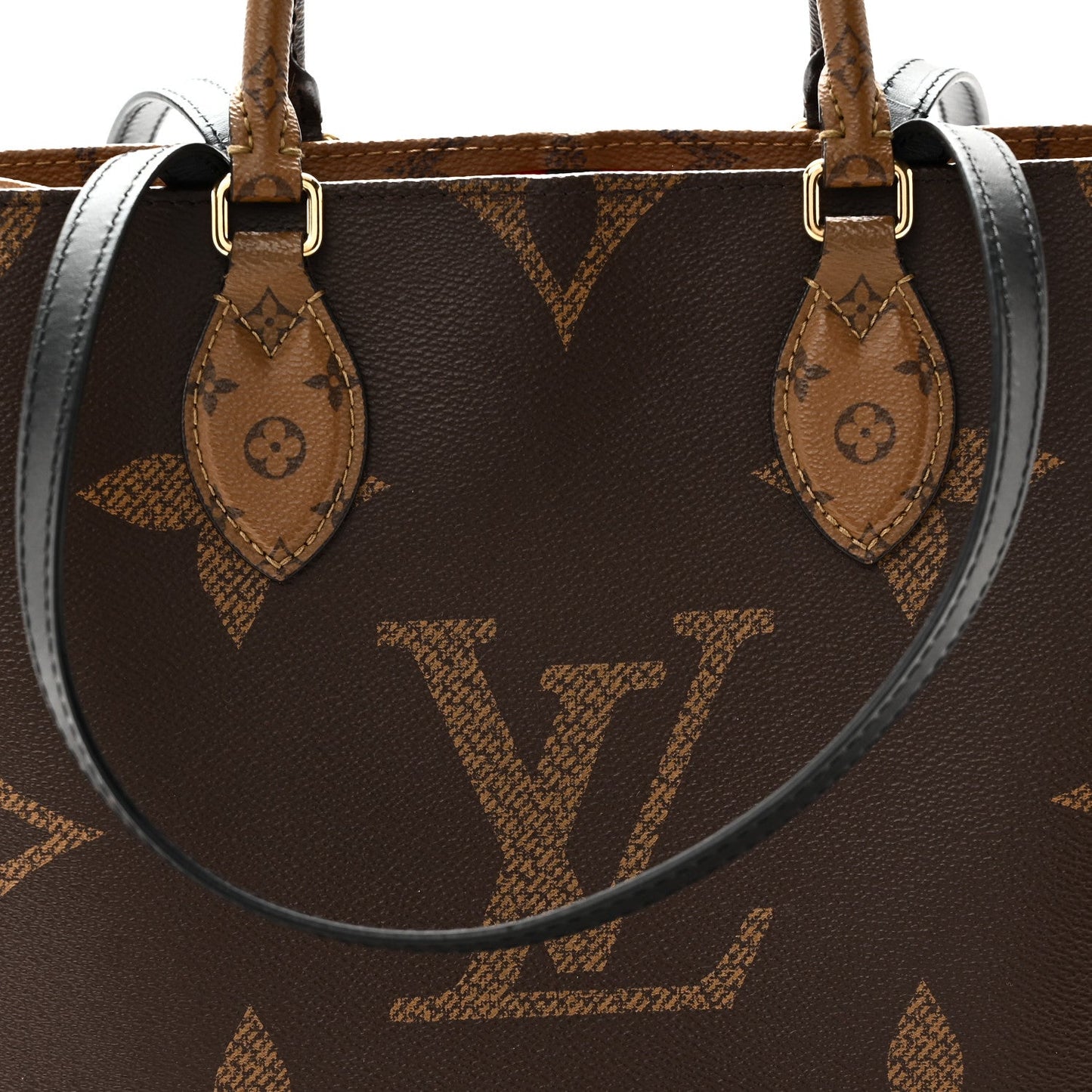 Reverse Monogram Giant Onthego MM