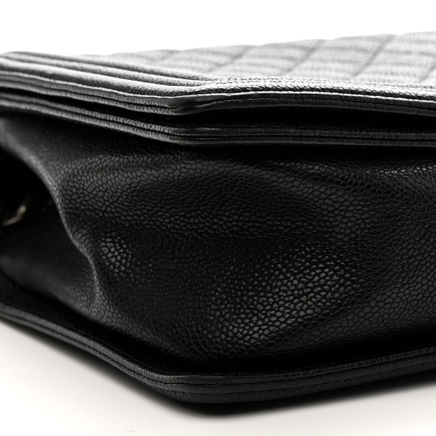 Caviar Quilted New Medium Boy Flap Black