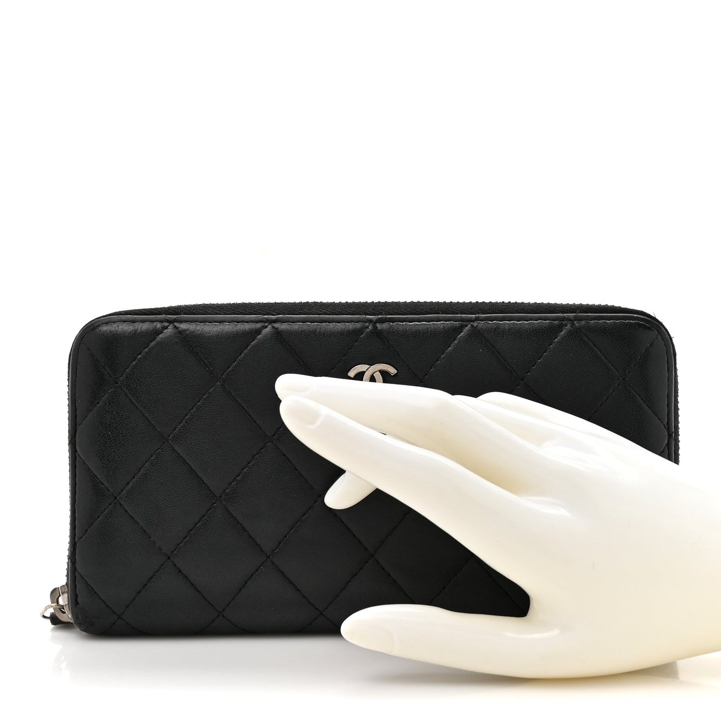 Lambskin Quilted Large Gusset Zip Around Wallet Black