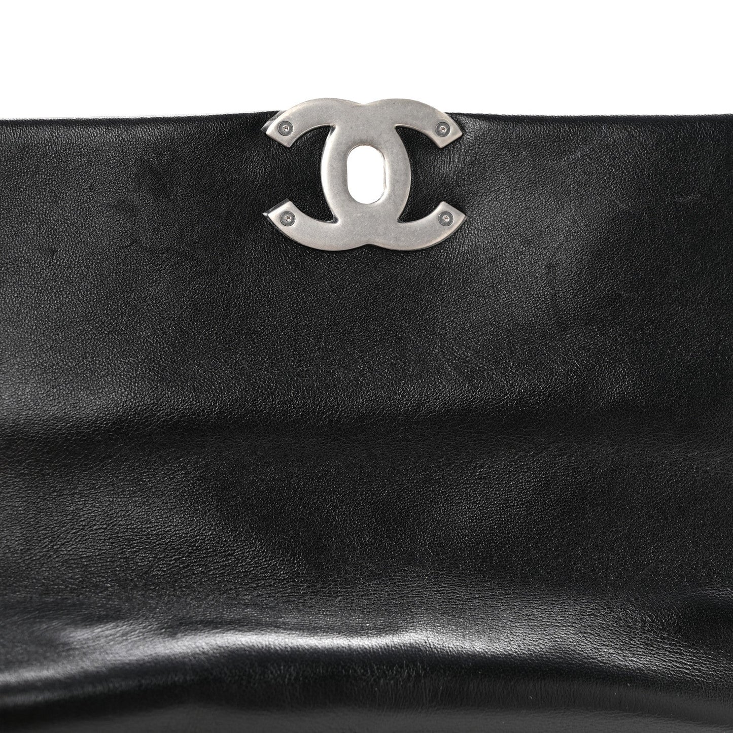Lambskin Quilted Medium Chanel 19 Flap Black