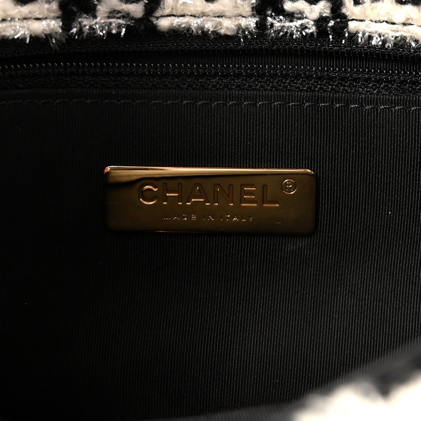 Tweed Quilted Medium Chanel 19 Flap Black Ecru White