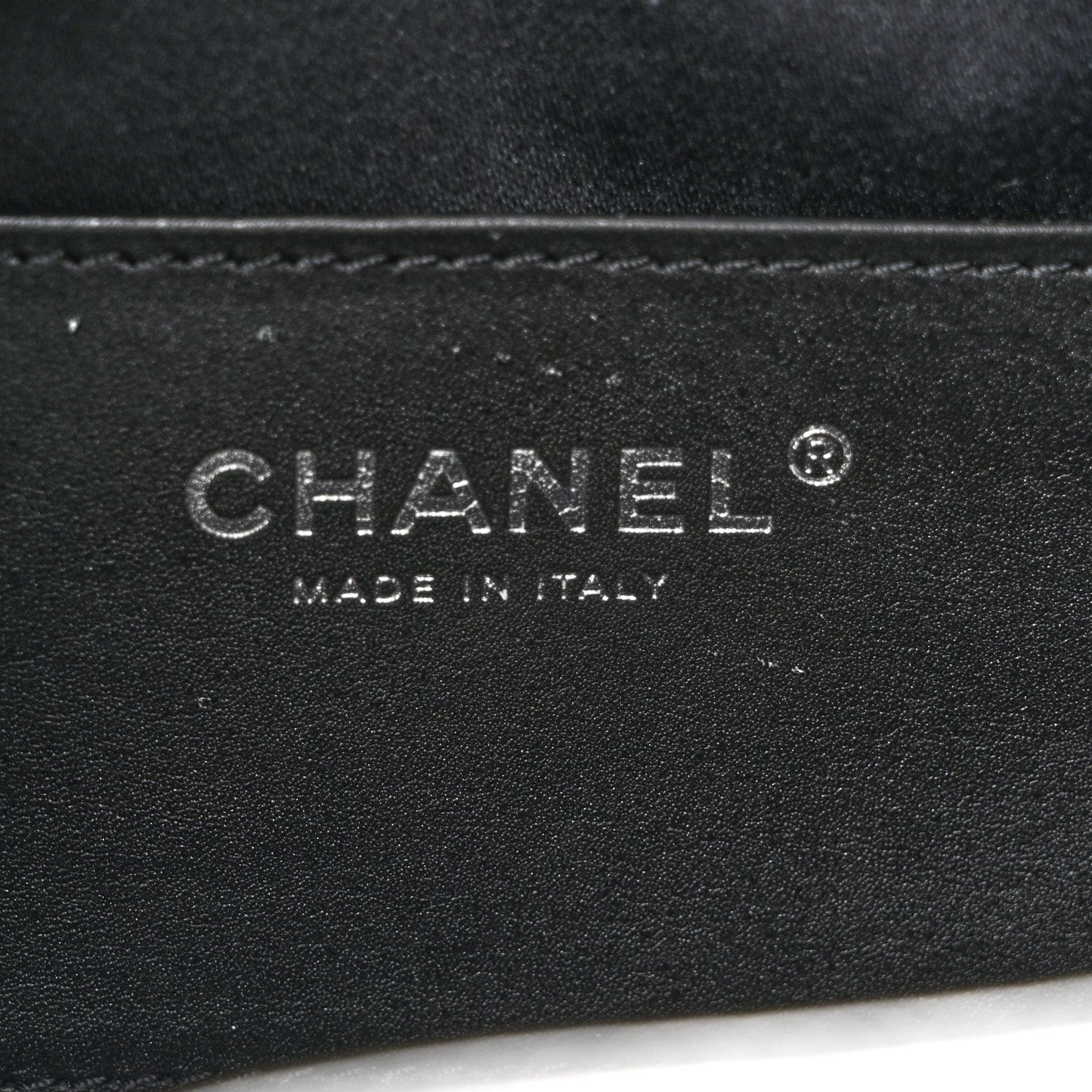 Metallic Caviar Quilted Mini Chanel 25 Handbag Silver