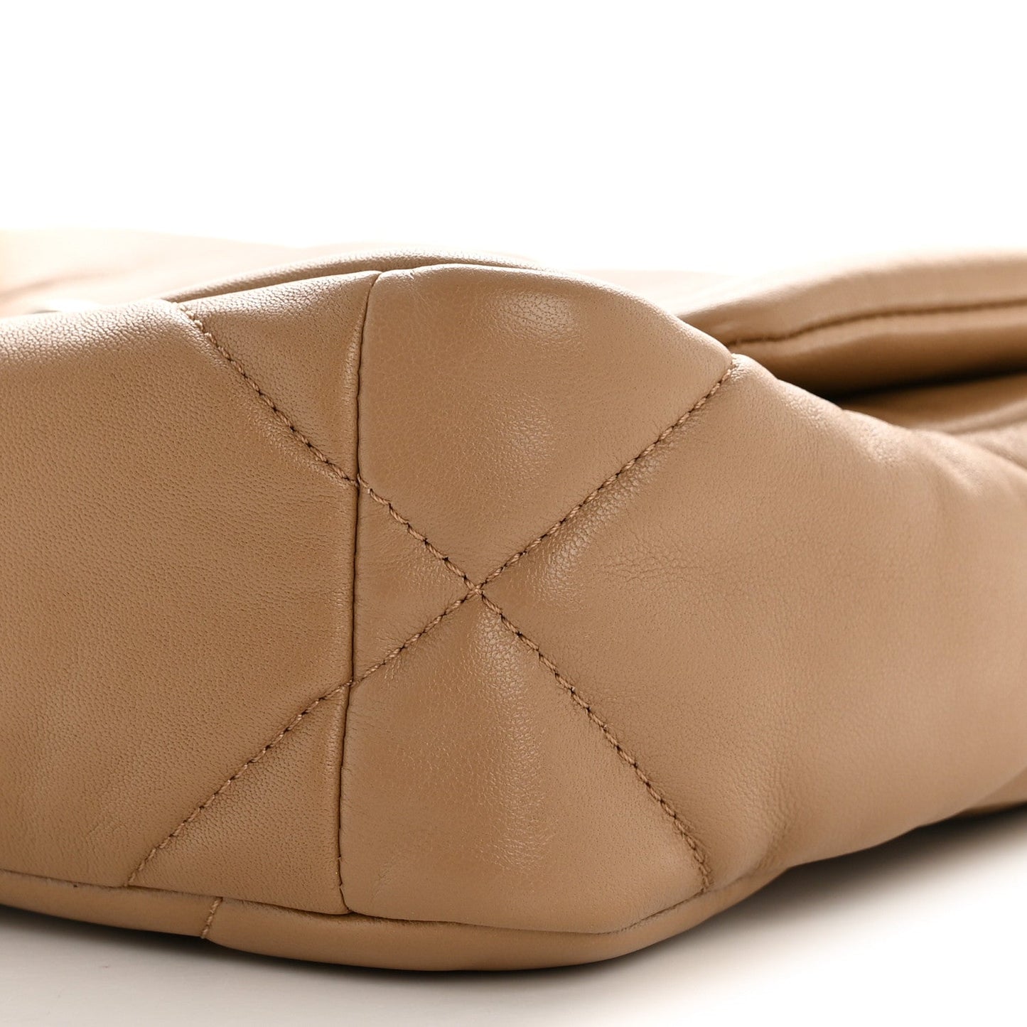 Lambskin Quilted Medium Chanel 19 Flap Beige