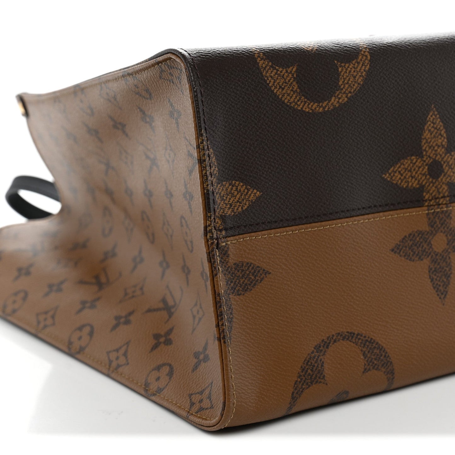 Reverse Monogram Giant Onthego GM