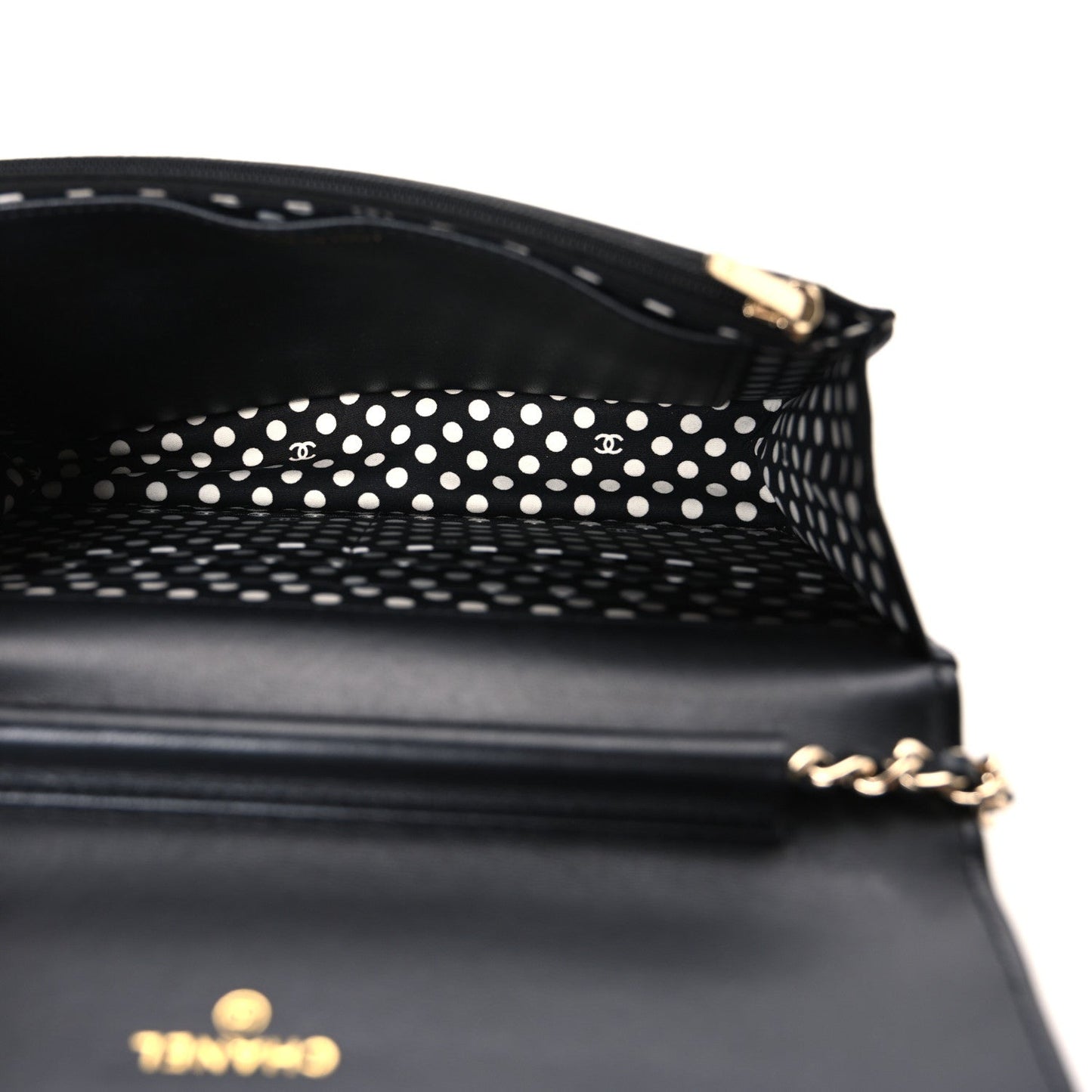 Lambskin Quilted Pearl CC Wallet on Chain WOC Black