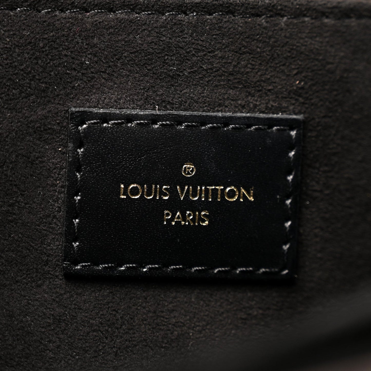 Reverse Monogram Pochette Metis