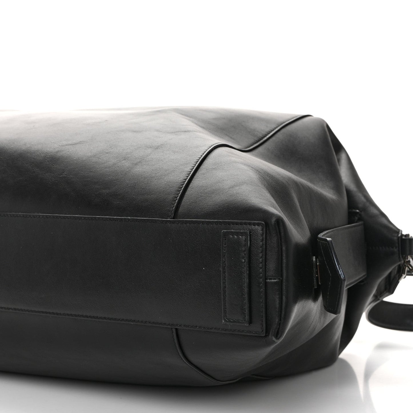Smooth Calfskin Large Soft Antigona Black