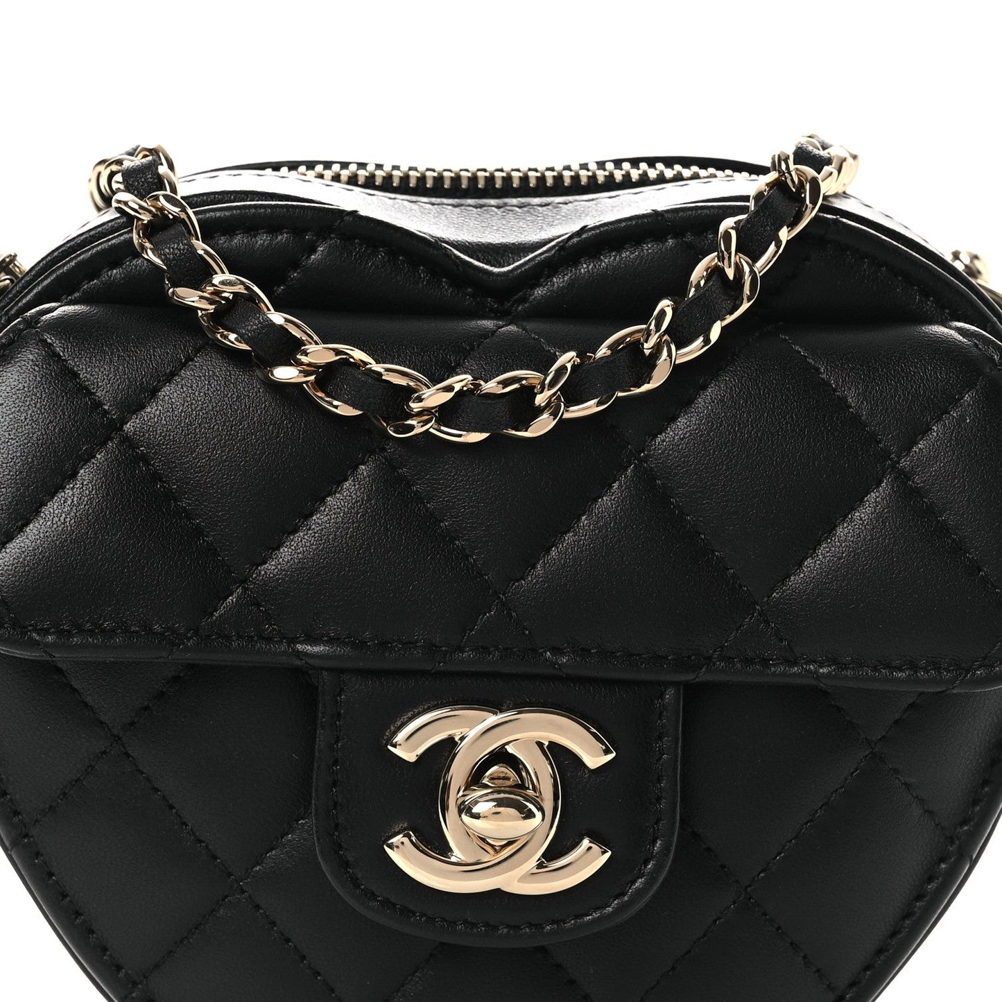 Lambskin Quilted CC In Love Heart Clutch With Chain Black