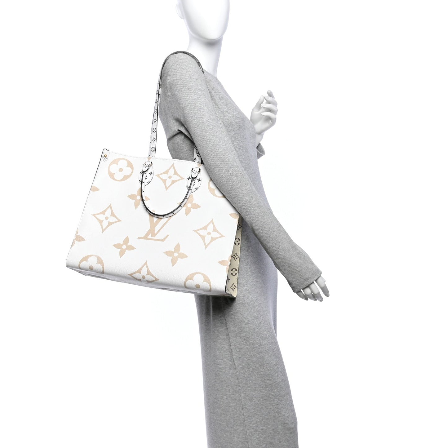 Monogram Giant Onthego GM Kaki Beige