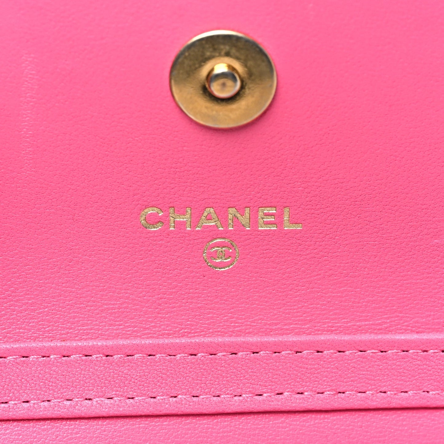 Lambskin Enamel Quilted Coco Hearts Clutch With Chain Pink