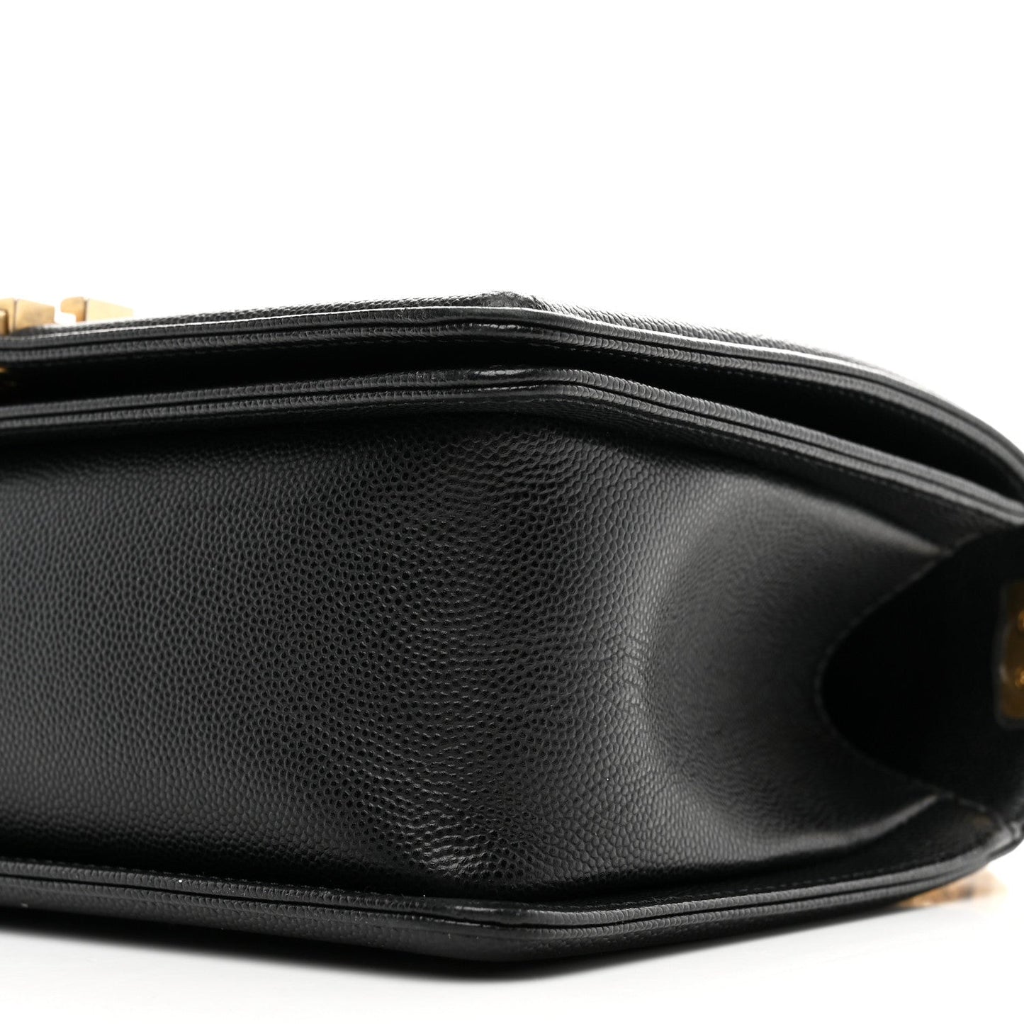 Caviar Quilted Medium Boy Flap Black