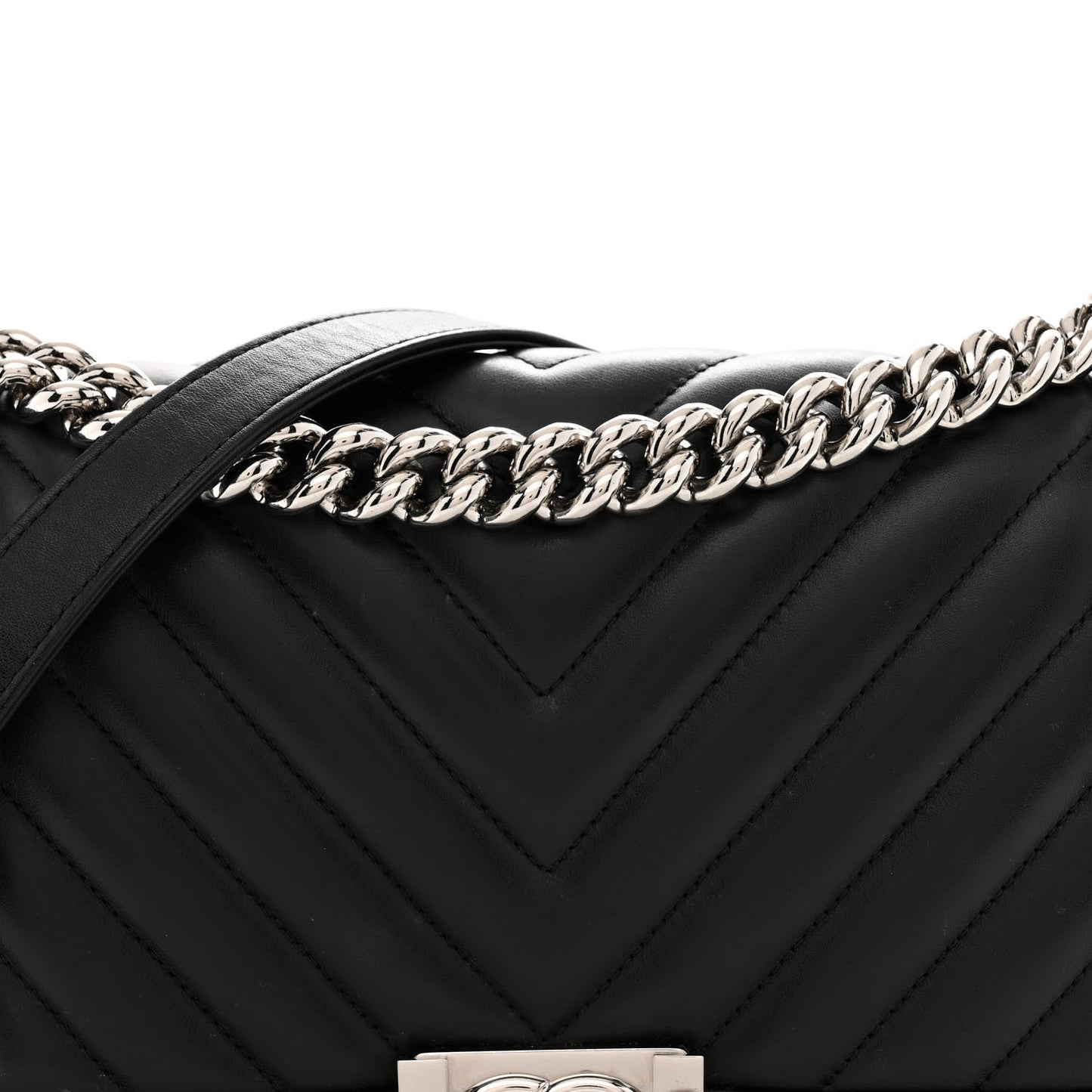 Lambskin Chevron Quilted Medium Boy Flap Black