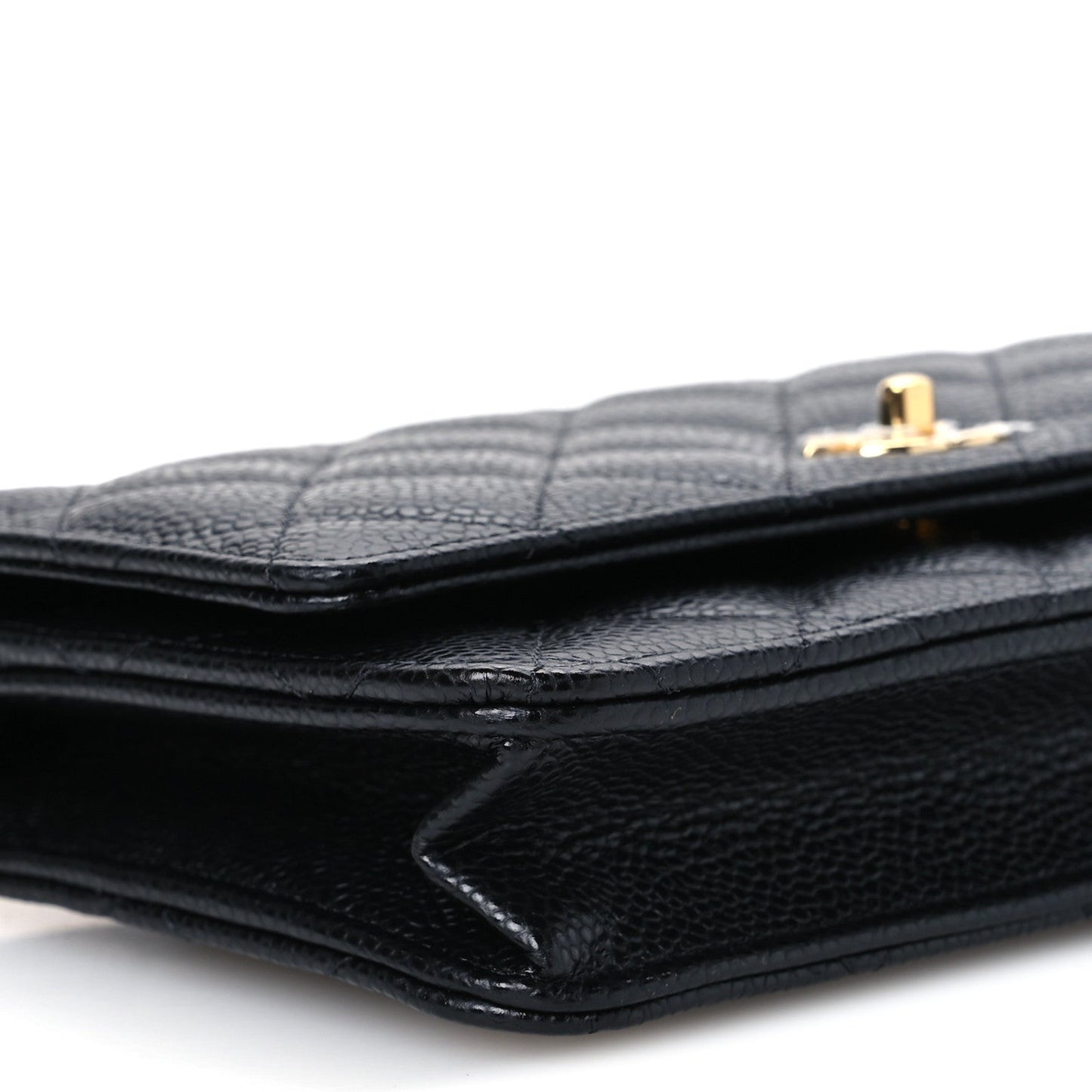 Caviar Quilted CC Turnlock Wallet On Chain WOC Black