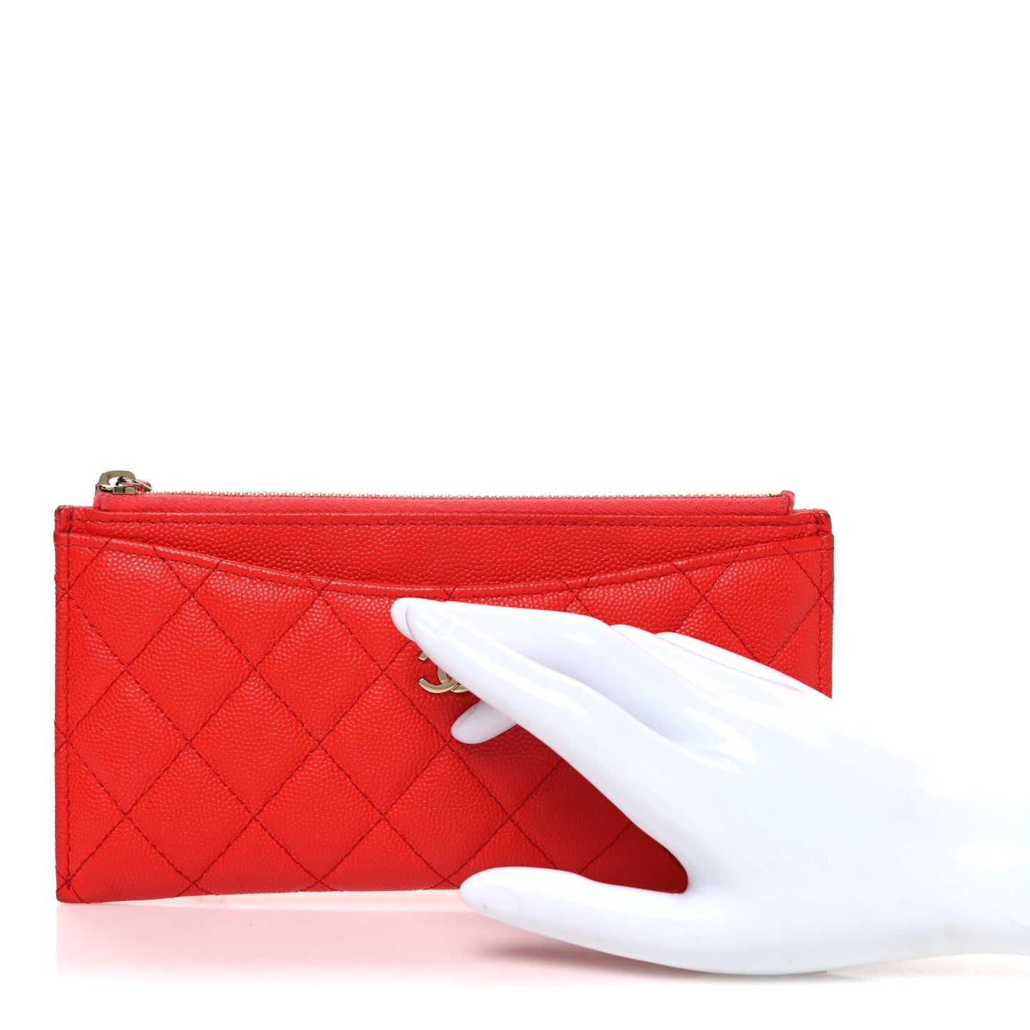 Caviar Quilted Classic Zip Pouch Red