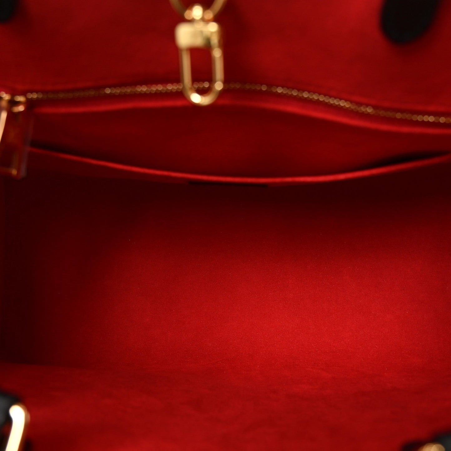 Monogram Fall In Love Onthego MM