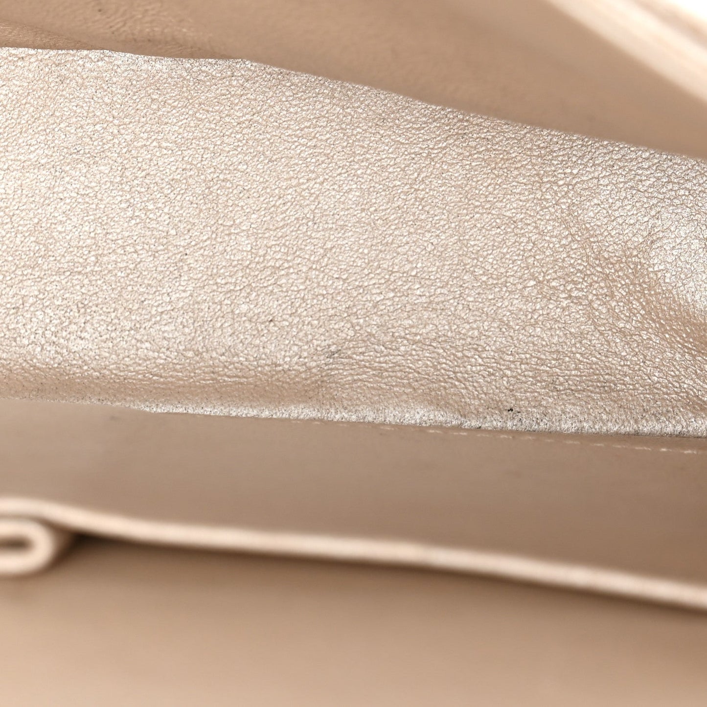 Pearly Caviar Quilted Medium Double Flap Light Beige