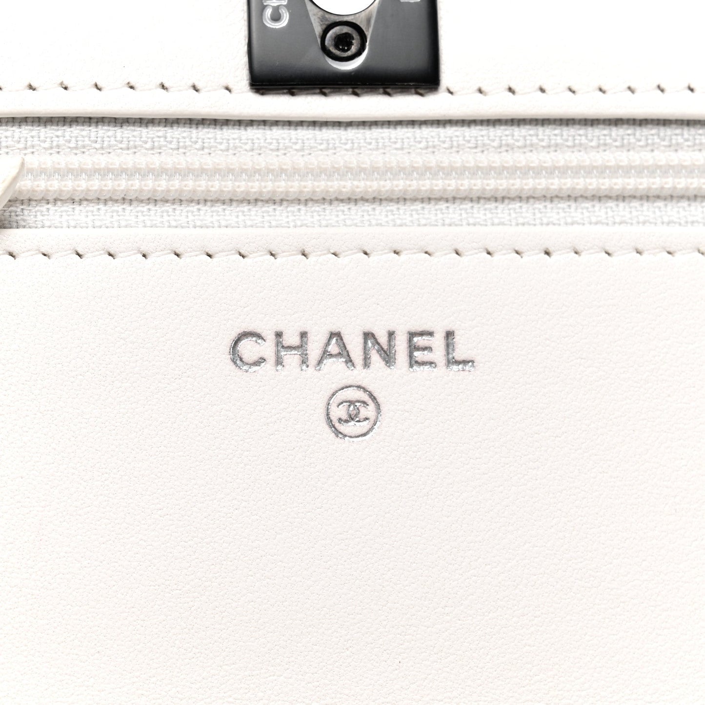 Lambskin Quilted Mini Trendy CC Wallet On Chain WOC White