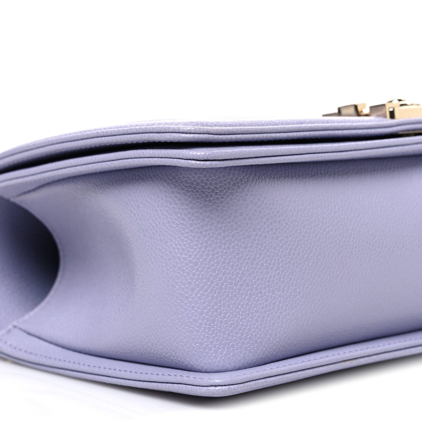 Caviar Quilted Medium Boy Flap Light Purple