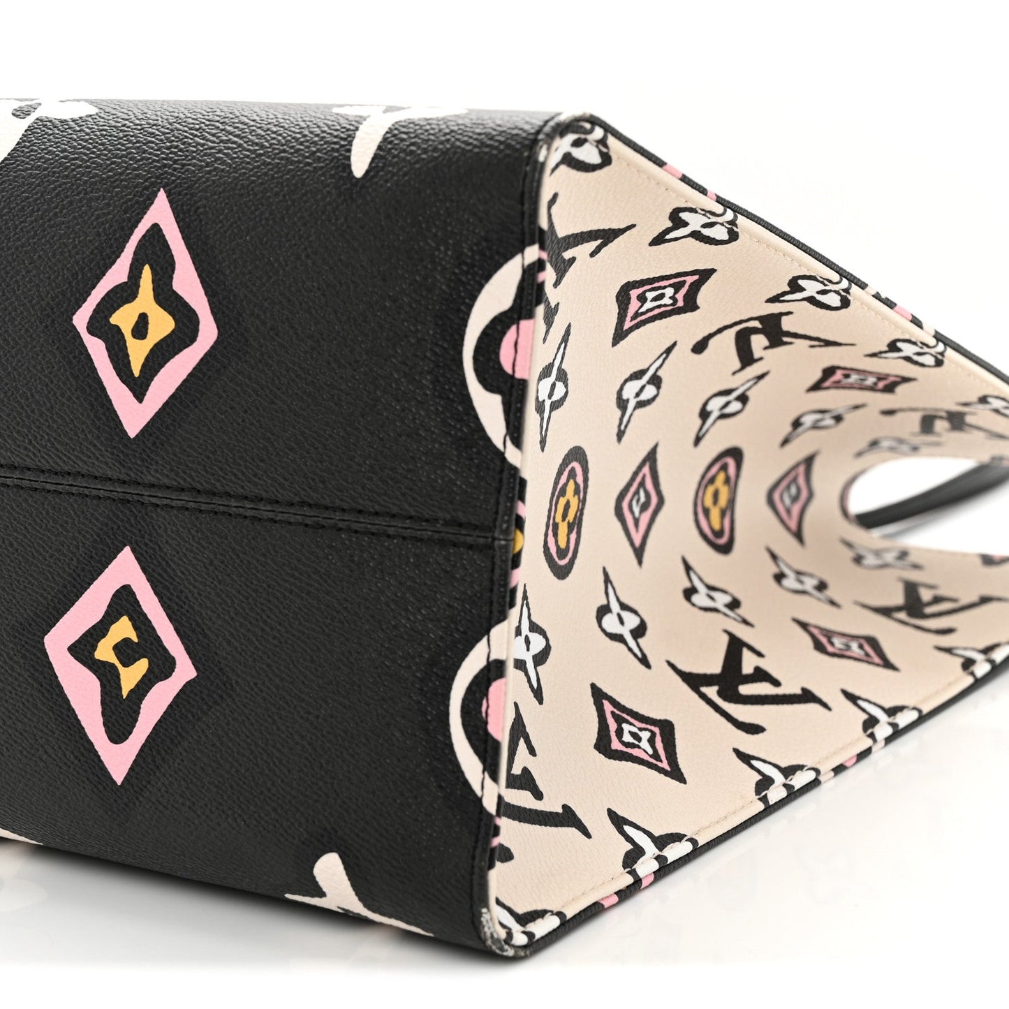 Monogram Giant Wild At Heart Onthego GM Black