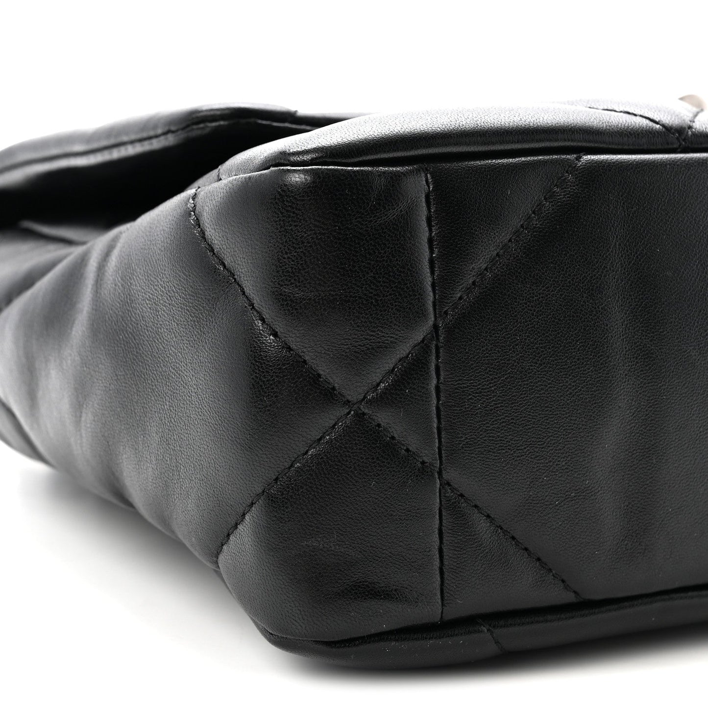 Lambskin Quilted Medium Chanel 19 Flap Black