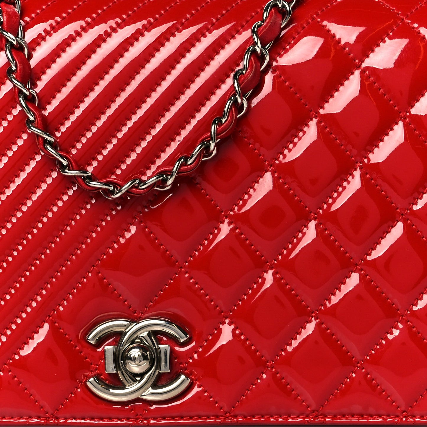 Patent Quilted Medium Coco Boy Flap Red