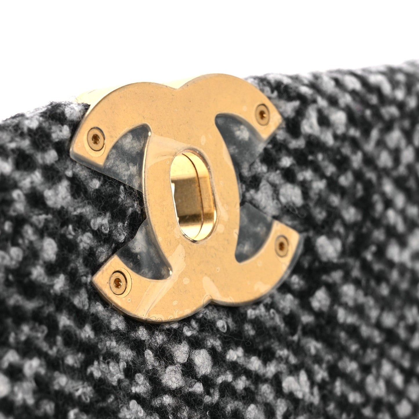 Tweed Quilted Medium Chanel 19 Flap Black White