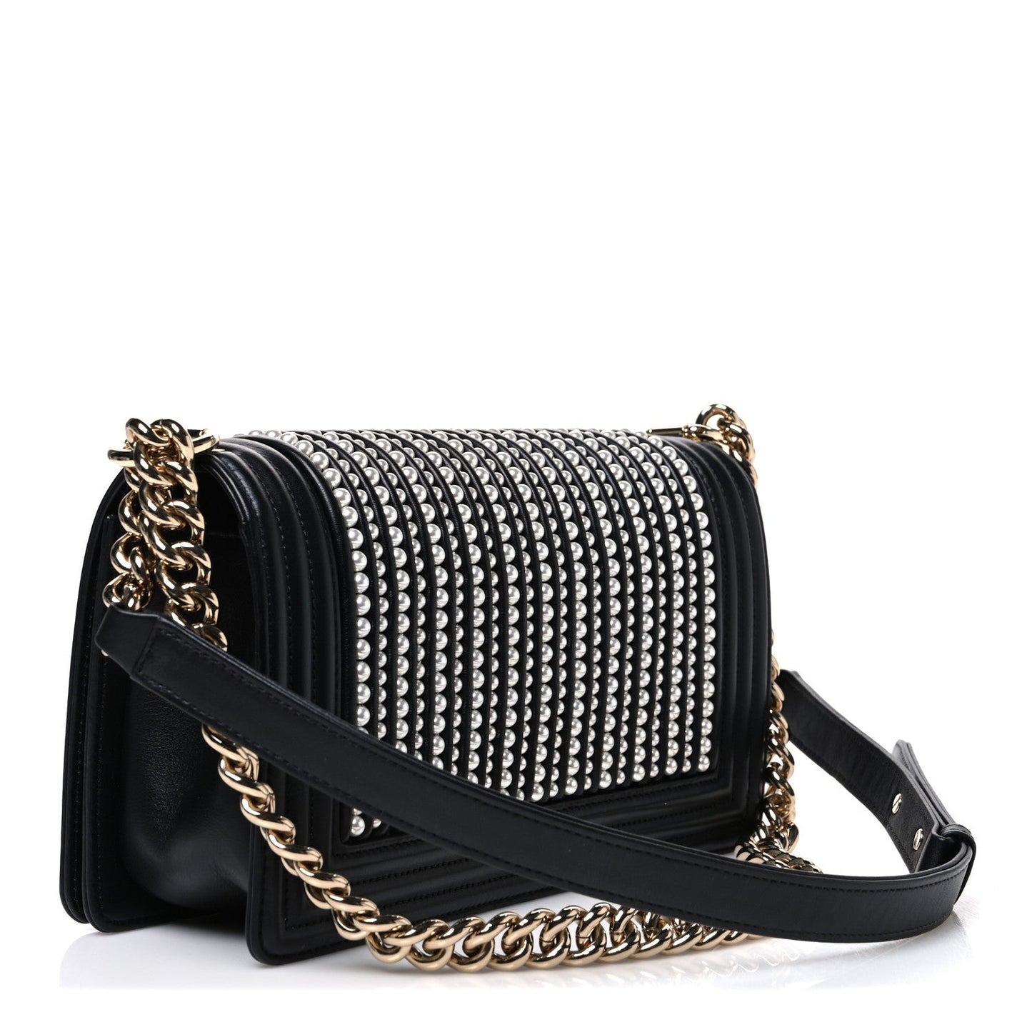 Calfskin Pearl Medium Chanel Pearls Boy Flap Black