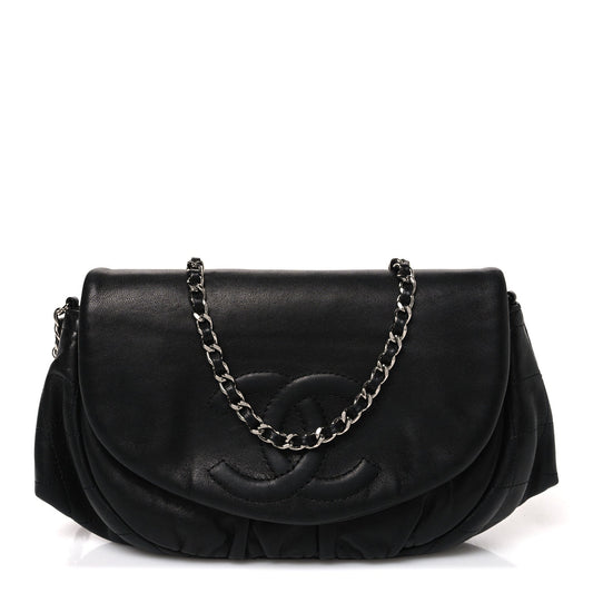 Lambskin Half Moon Wallet On Chain WOC Black