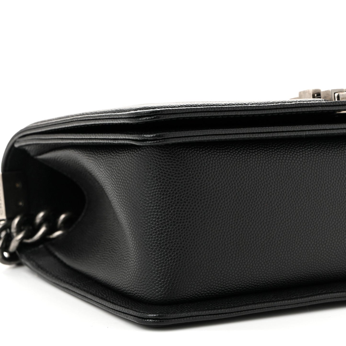 Caviar Quilted Medium Boy Flap Black