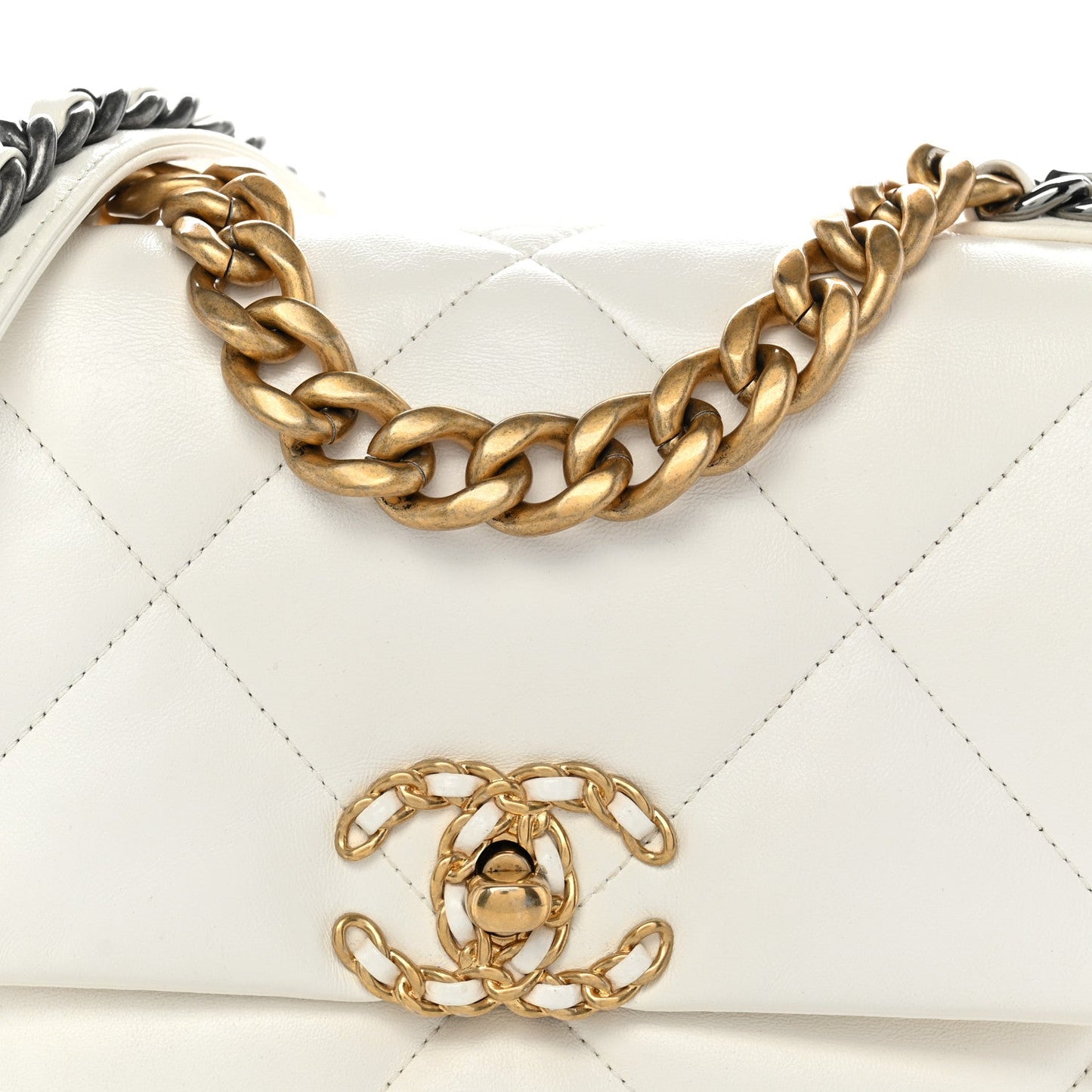 Goatskin Quilted Medium Chanel 19 Flap White
