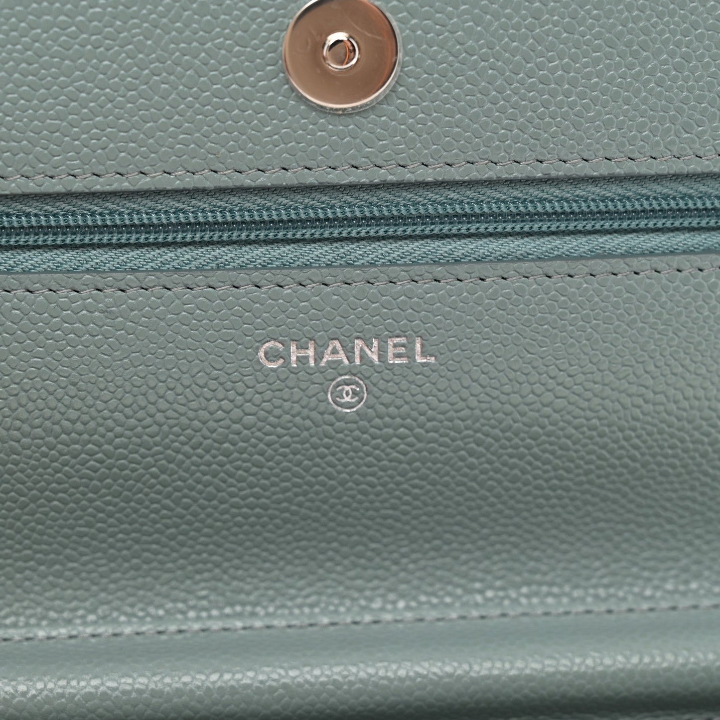 Caviar Quilted Wallet on Chain WOC Light Blue