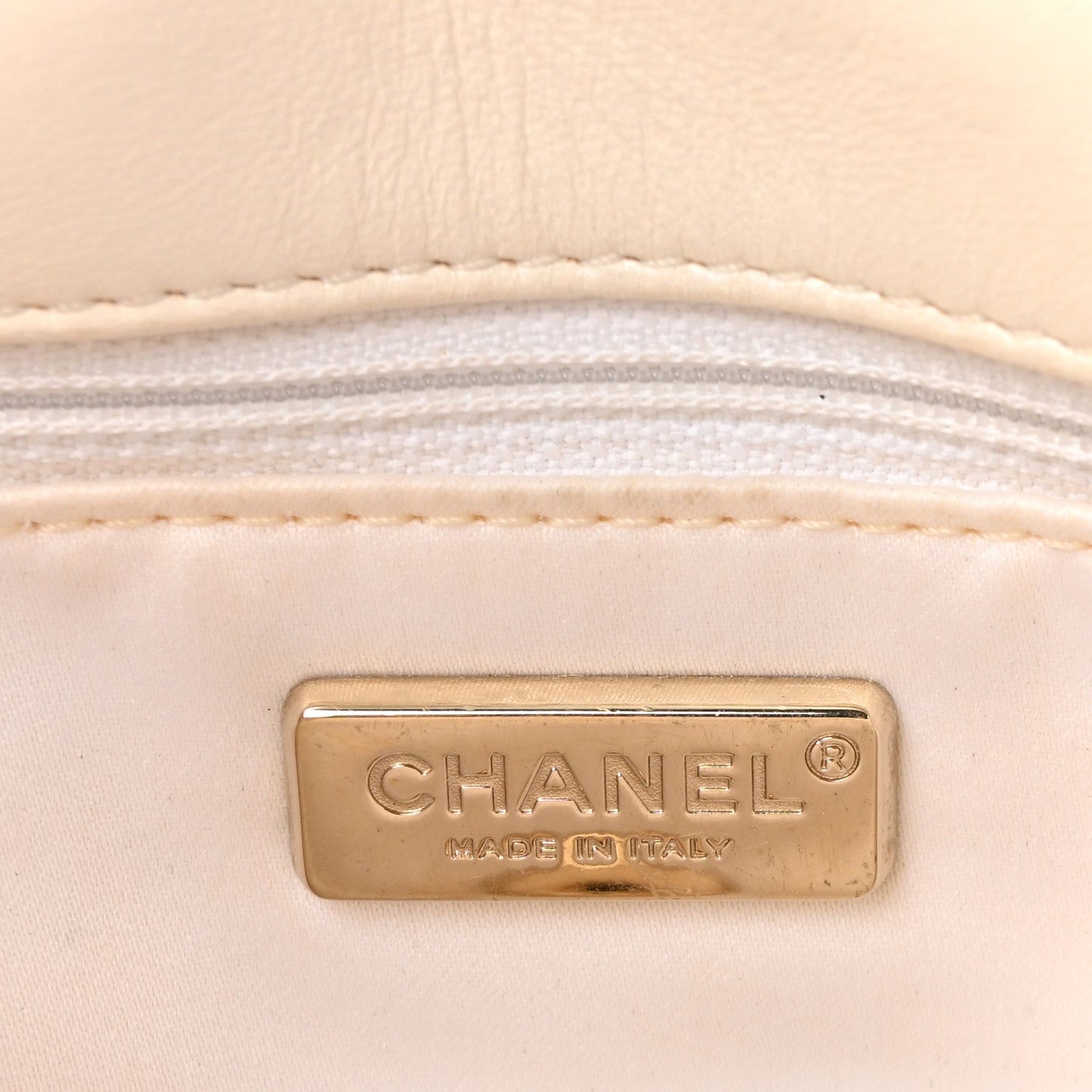 Sequin Small Single Flap White