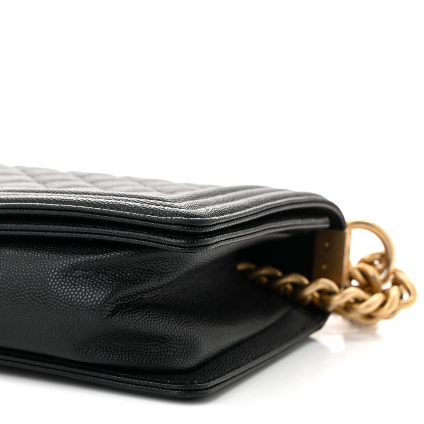 Caviar Quilted Medium Boy Flap Black
