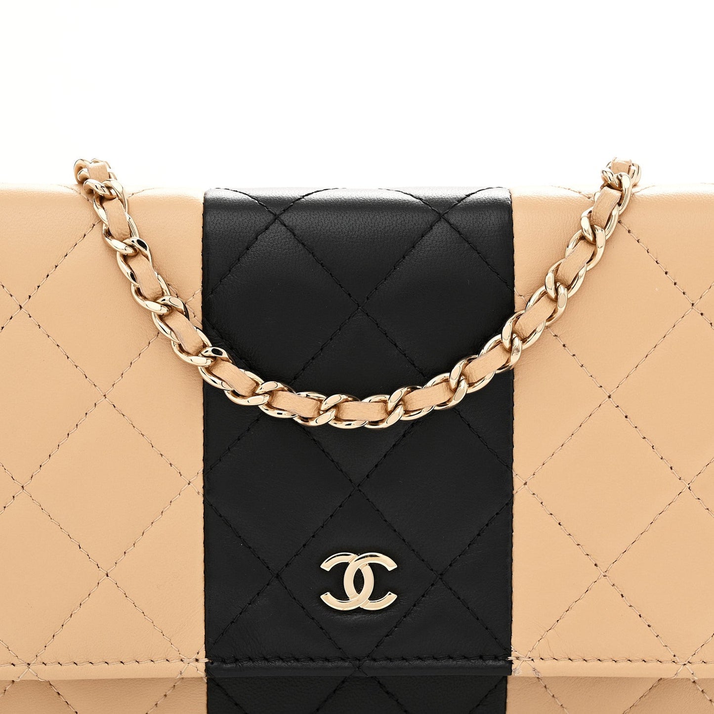 Lambskin Quilted Wallet On Chain WOC Beige Black