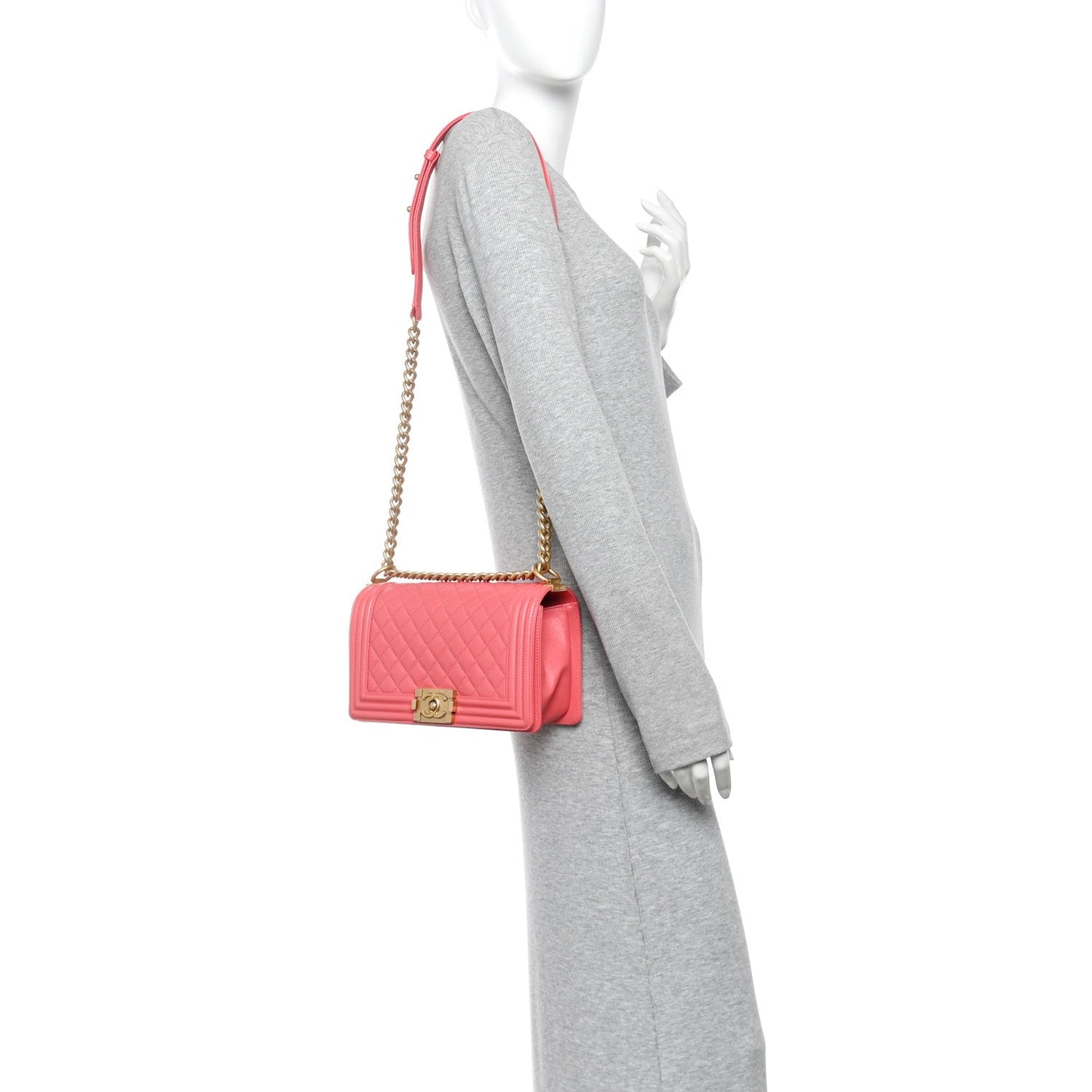 Caviar Quilted Medium Boy Flap Coral