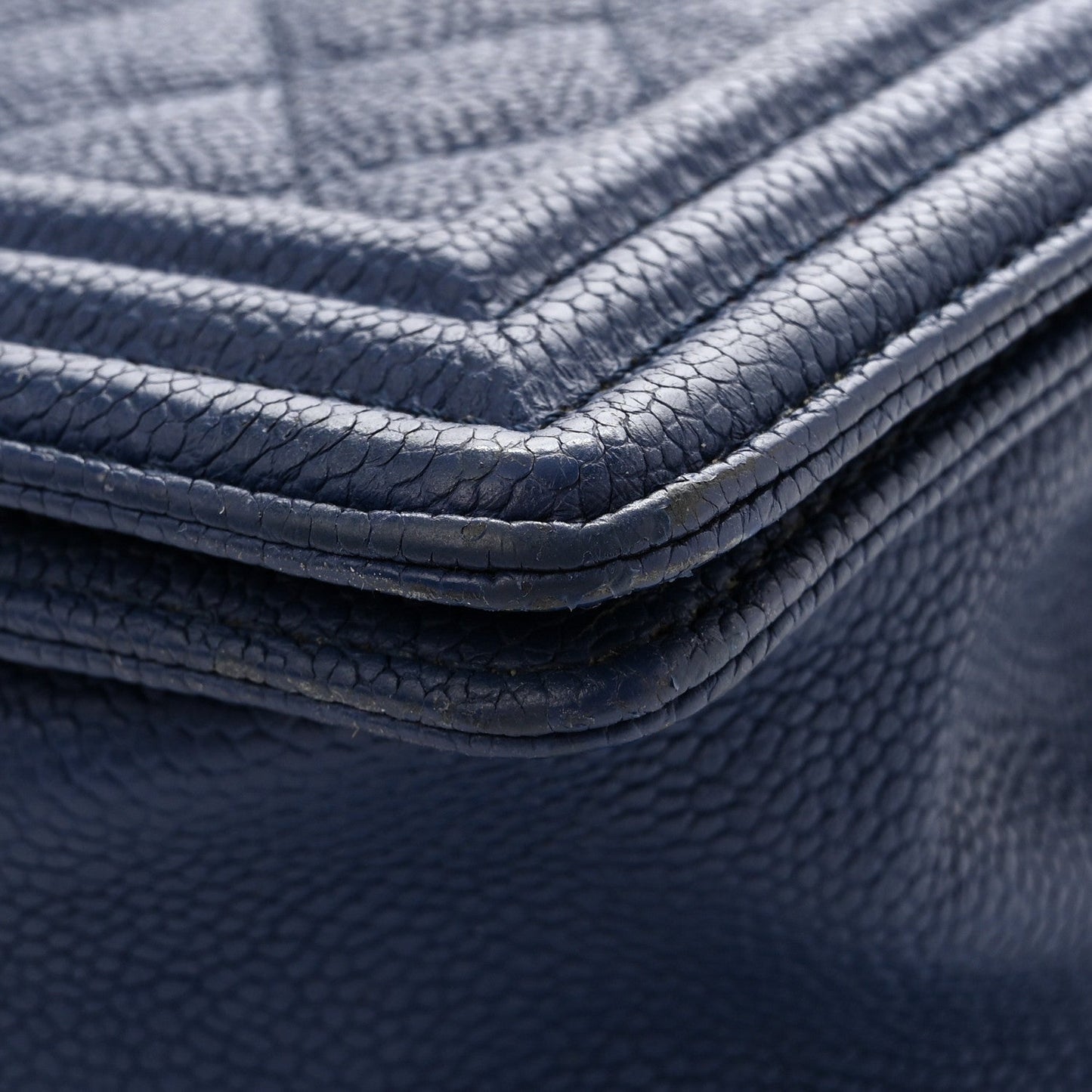 Caviar Quilted Medium Boy Flap Dark Blue