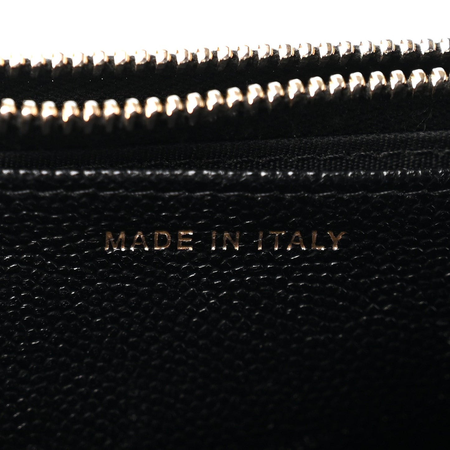 Caviar Quilted Golden Class Wallet On Chain WOC Black
