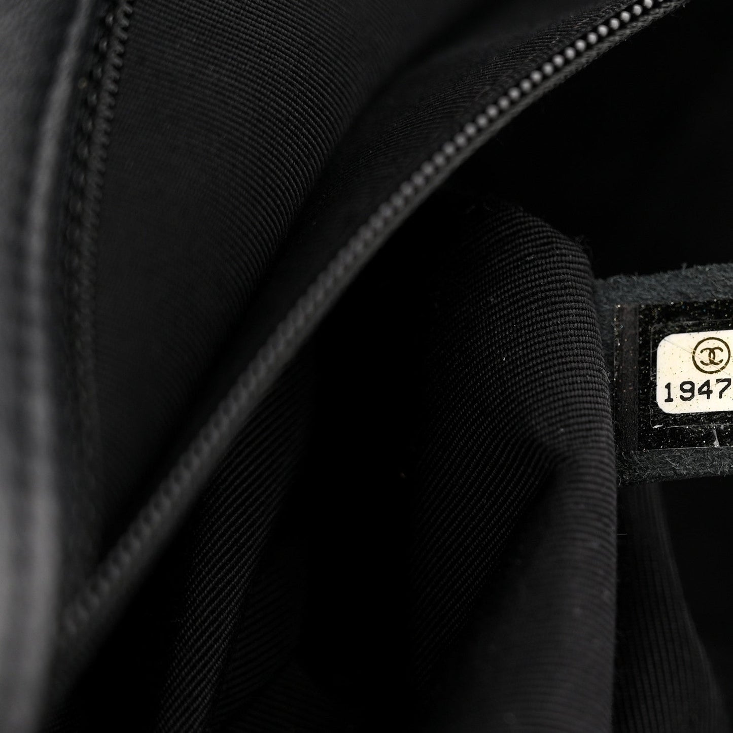 Lambskin Braided Woven Medium Boy Flap Navy Black