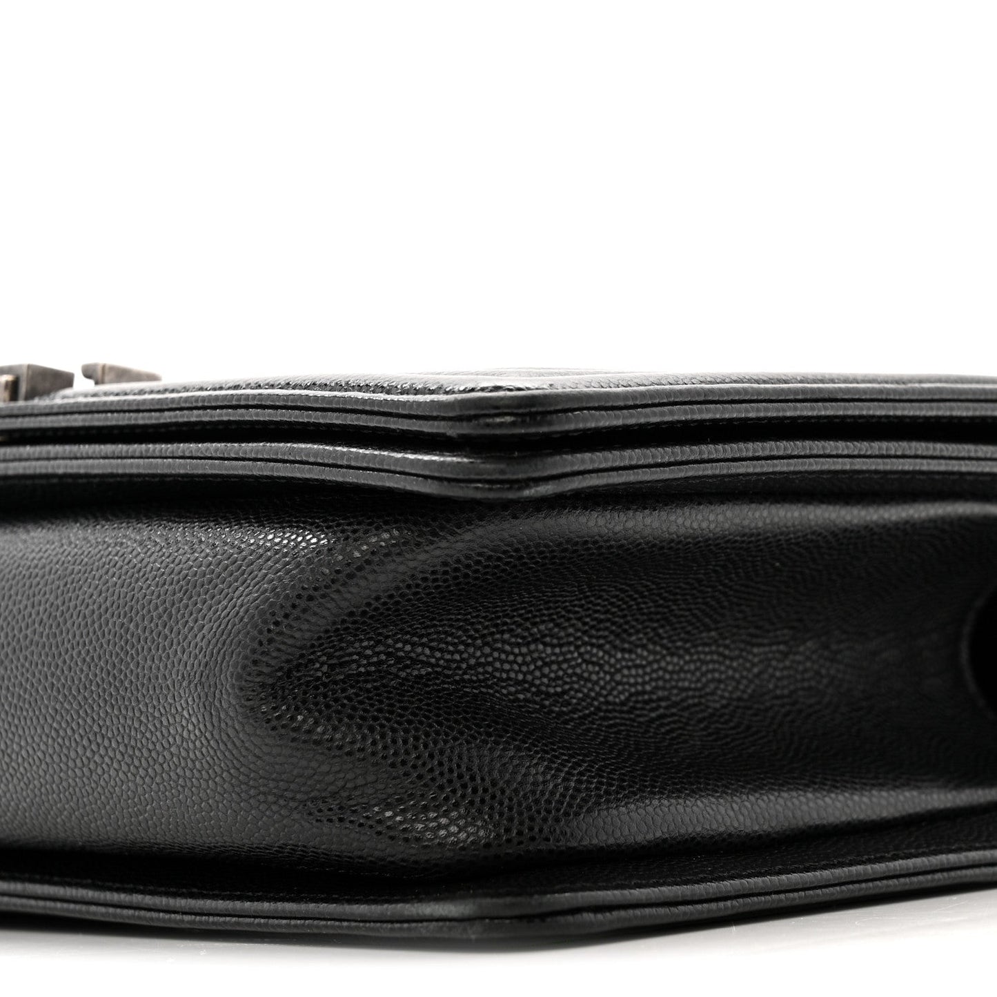 Caviar Quilted Medium Boy Flap Black